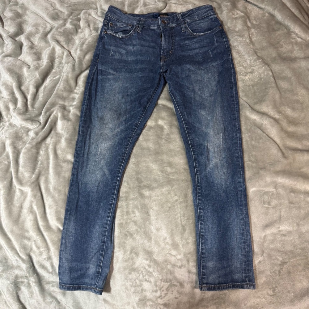 Regal Exchange Athletic Skinny Jeans 28x27 Distressed Medium Wash